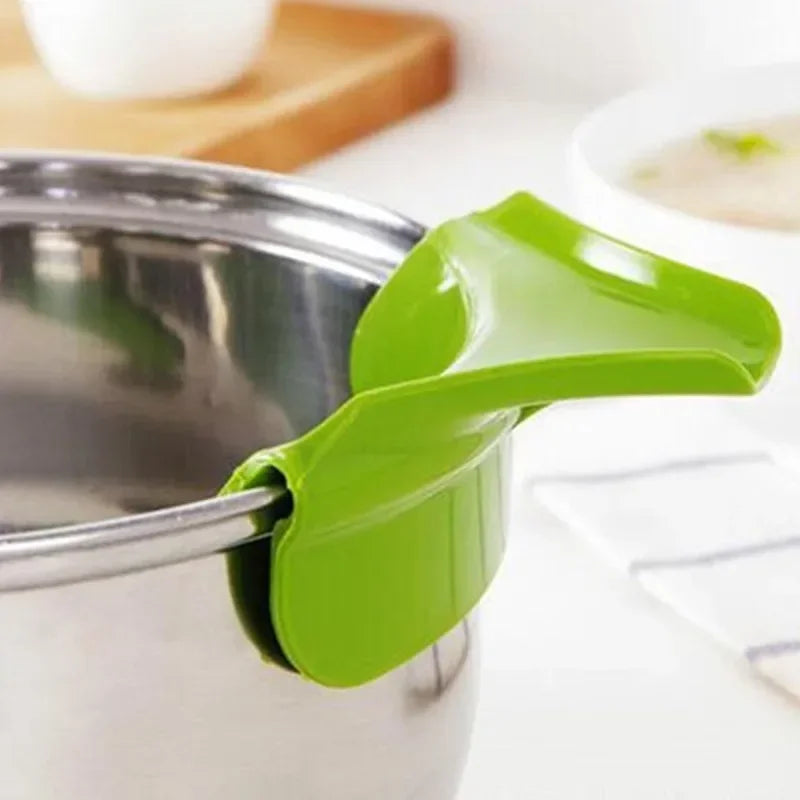 Anti-Spill Silicone Pour Funnel